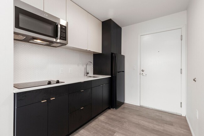 studio 1.0 baths (290 sqft) 311 floor plan